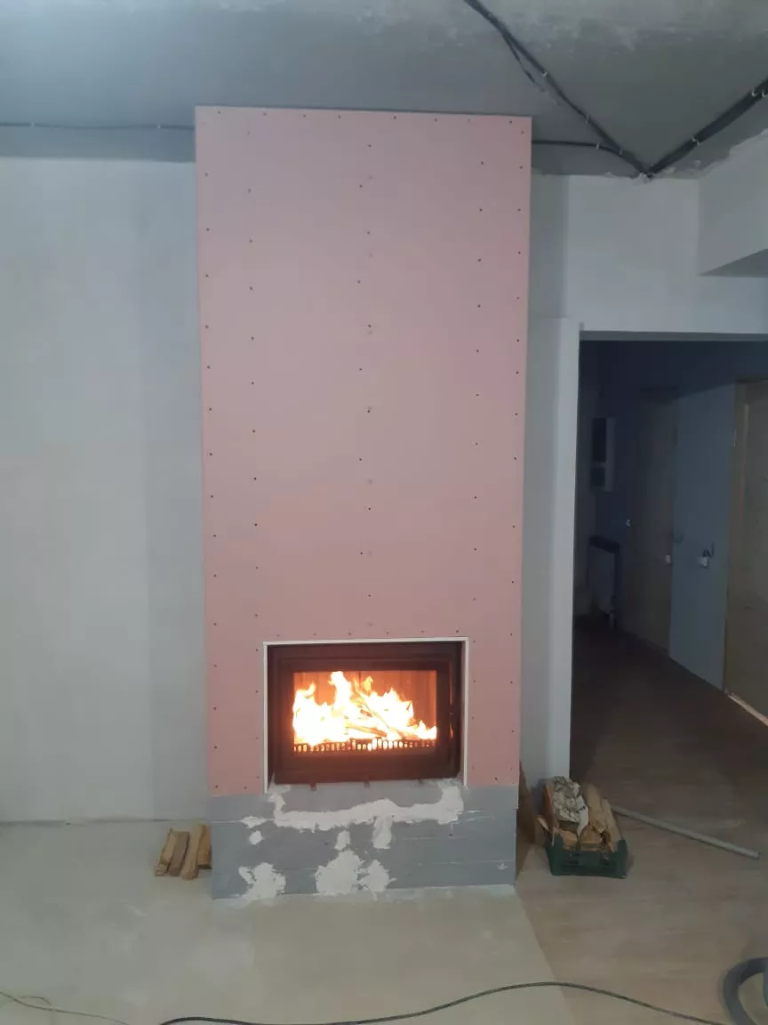 Изображение Установка каминной топки в коробе 1