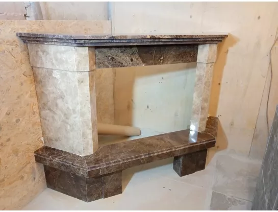 Монтаж индивидуального,мраморного камина.Мрамор Дарк,камин угловой под топку