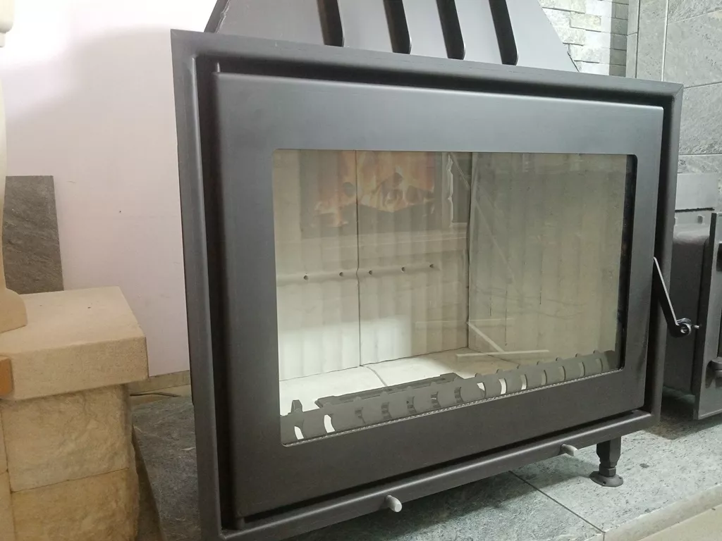 Изображение Каминная топка LK ЭЛЬБРУС 800 (литьевой шамот) 2