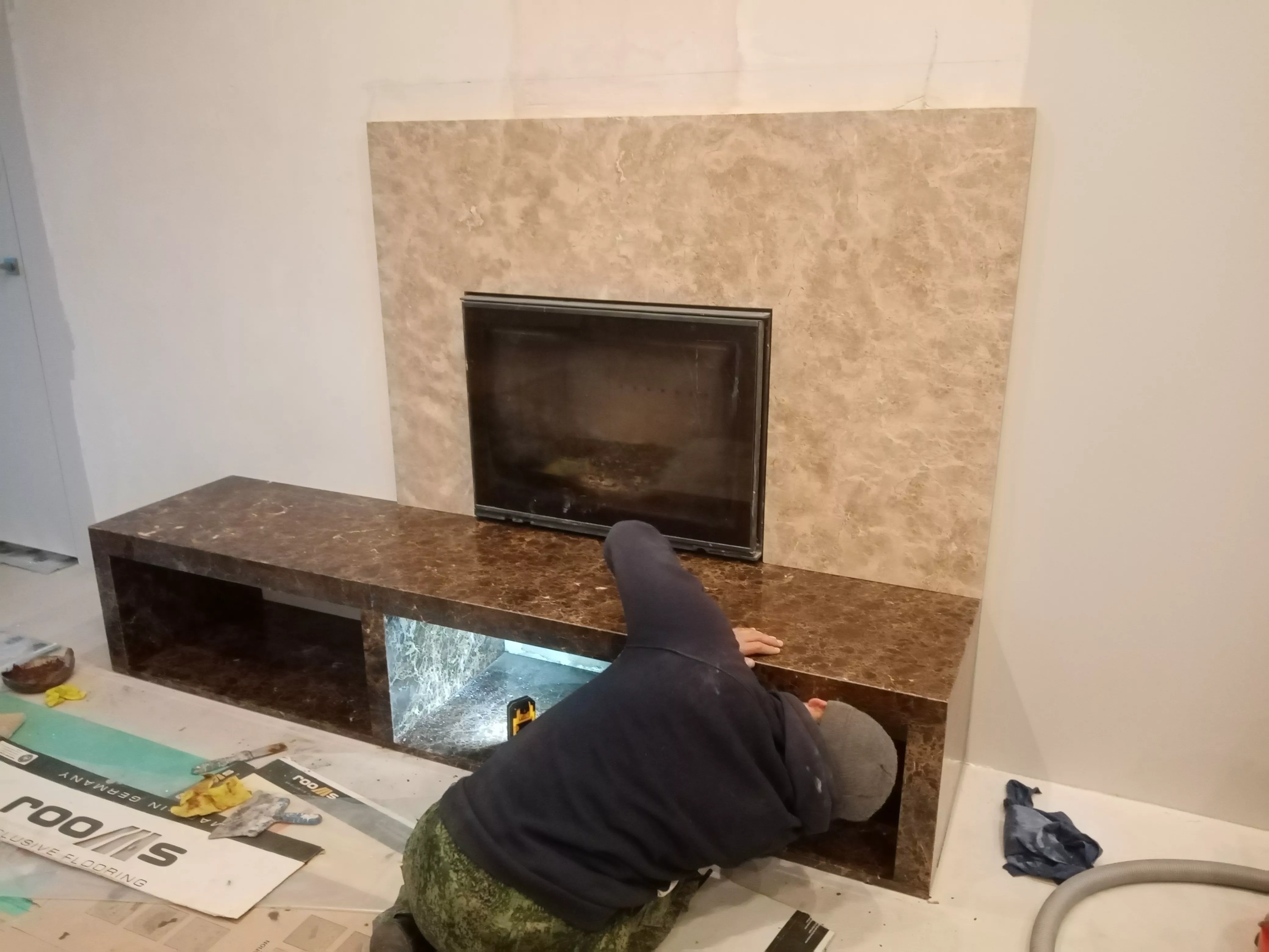 Изображение Камин с полками 3