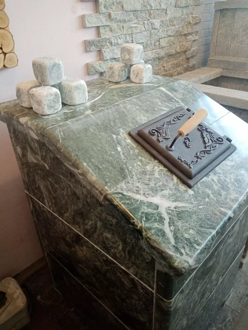 Изображение Чугунная печь для бани Комплект GFS ЗК 25 (П2) Президент 980/40 Змеевик 13