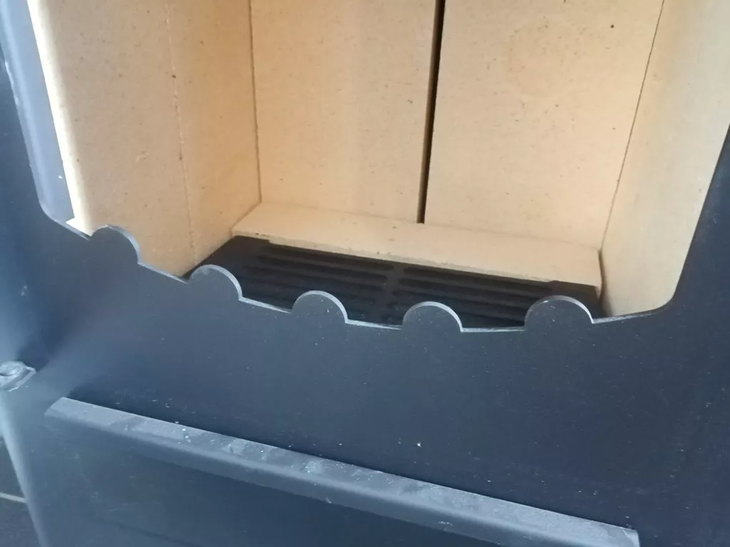 Изображение Печь-камин БАВАРИЯ ЭКО с плитой одна конфорка 10